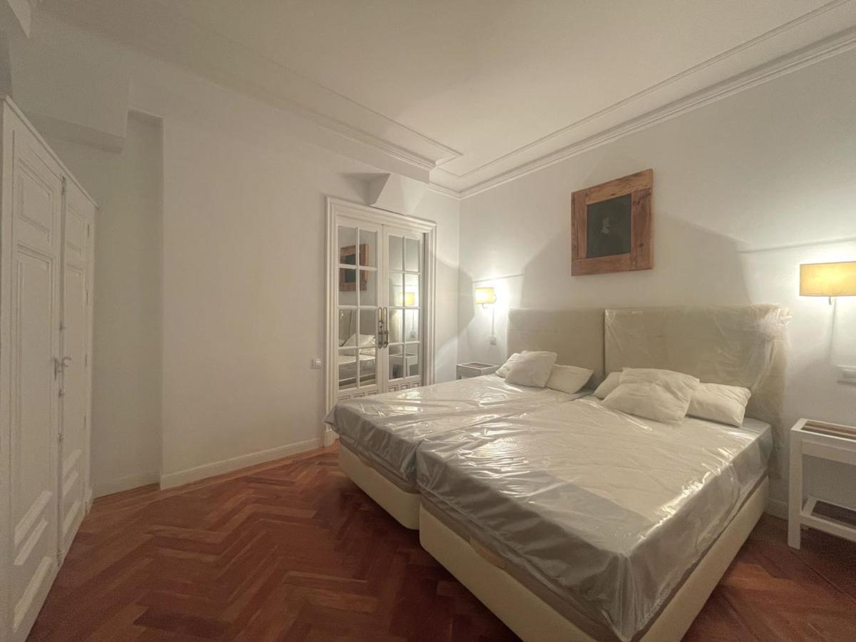 Apartamentos Alcala Madrid Exterior foto