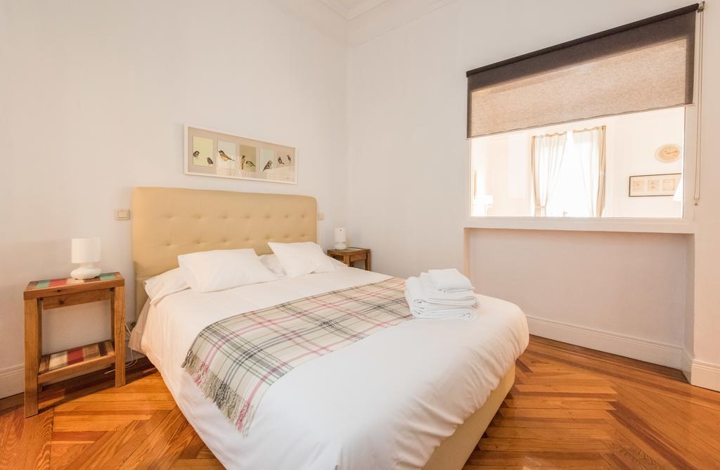 Apartamentos Alcala Madrid Exterior foto