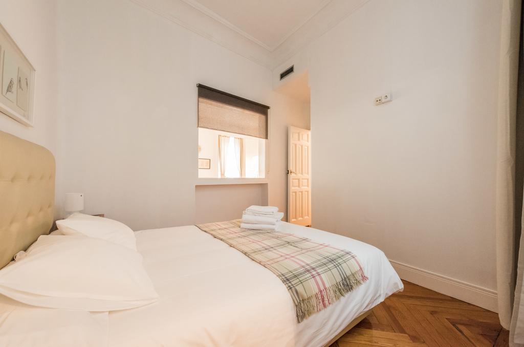 Apartamentos Alcala Madrid Exterior foto