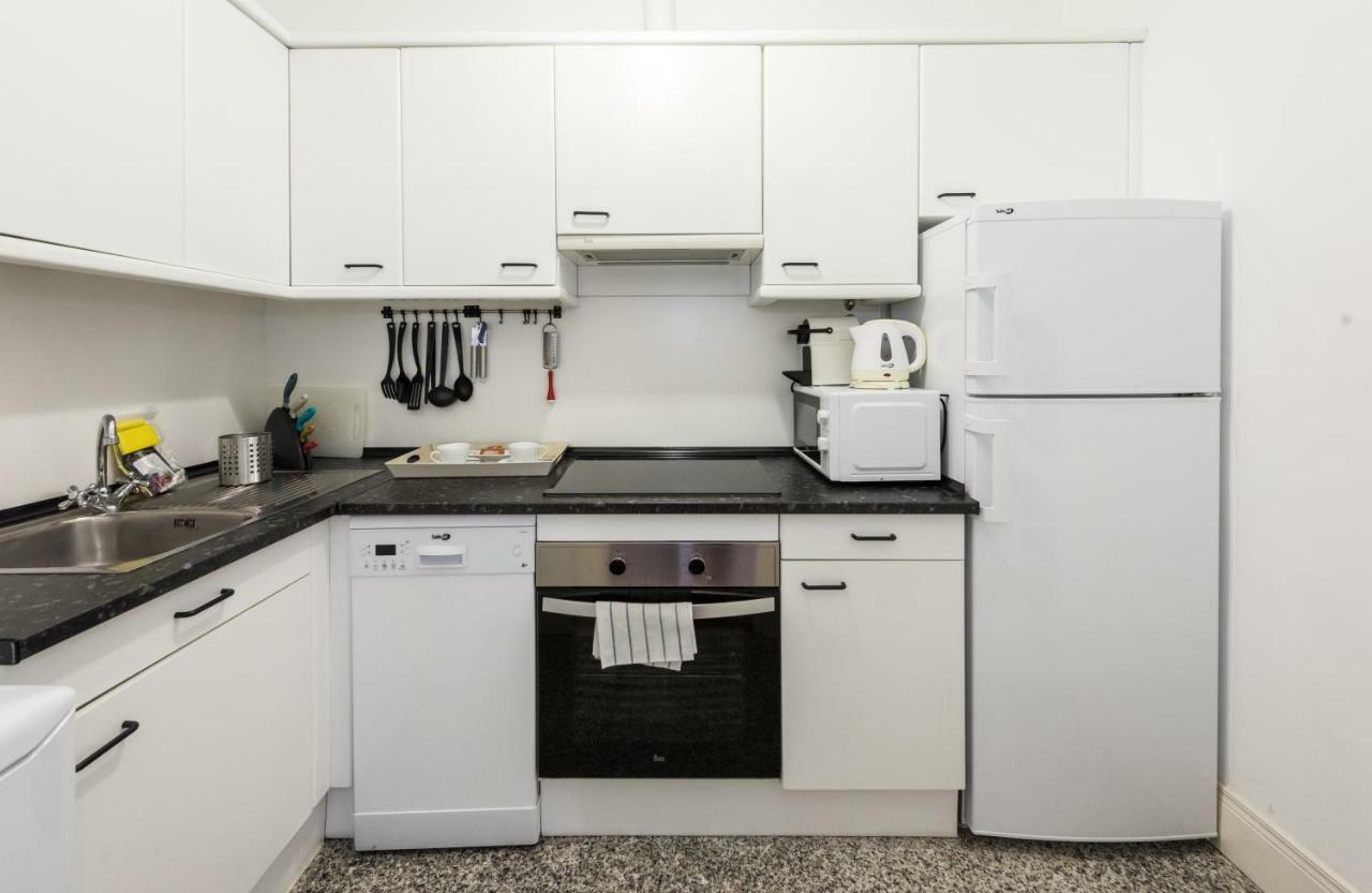 Apartamentos Alcala Madrid Exterior foto