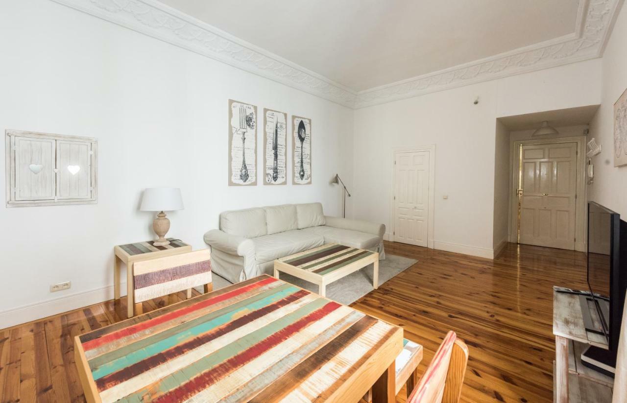 Apartamentos Alcala Madrid Exterior foto